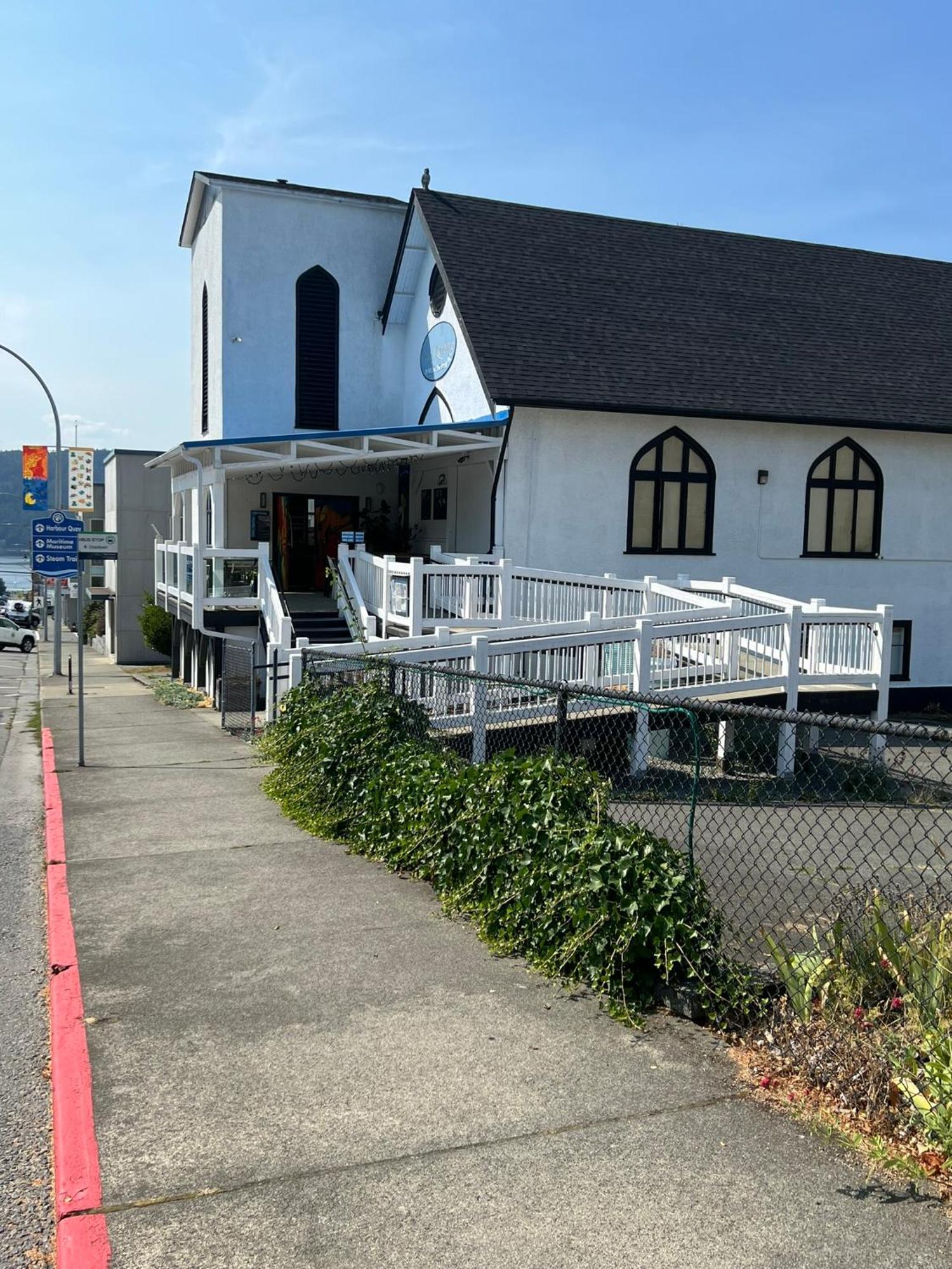Char'S Landing Hostel Port Alberni Exterior foto